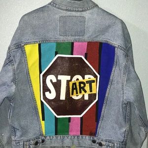 SOLD OVERSIZED VINTAGE LEVIS PAINTED DENIM JACKET